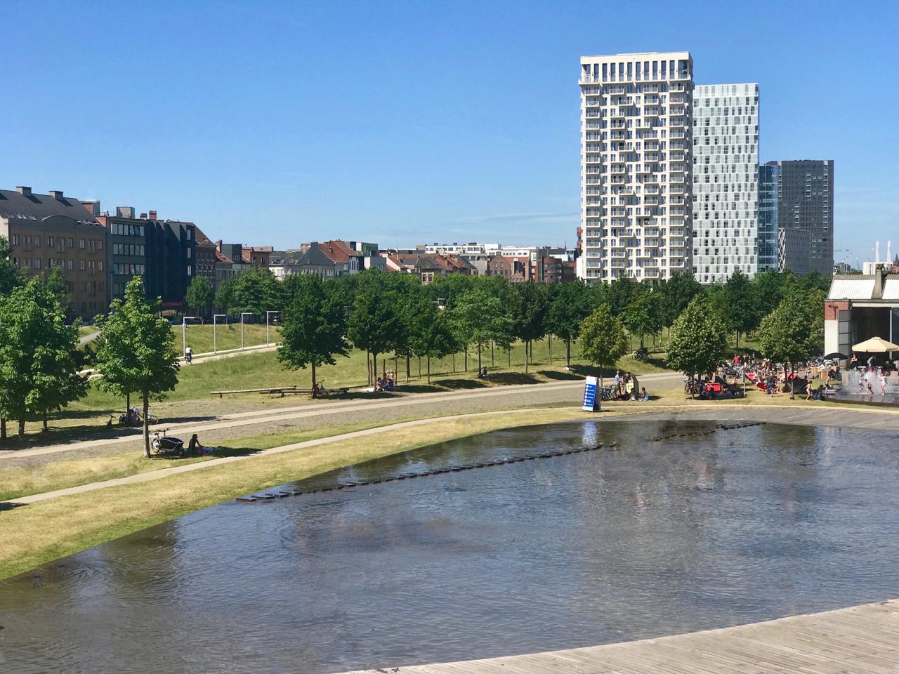 Park Spoor Noord with water feature